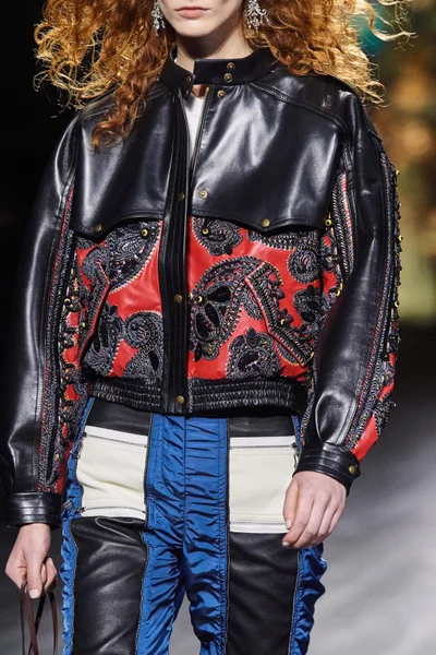 Look 129